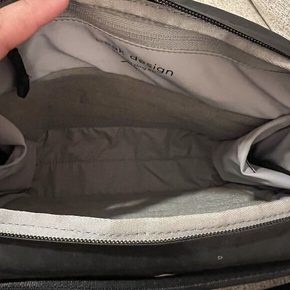 Fujifilm X-T4 26.1 MP Mirrorless Camera Silver Bundle With 2 Lens And Camera Bag - Picture 10 of 15